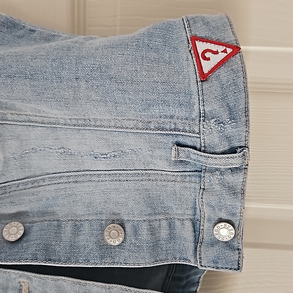 Guess denim vest size Large - Picture 2 of 5